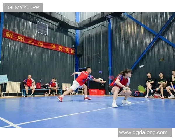 深圳羽毛球队技术解析与训练方法探讨助力羽毛球运动发展