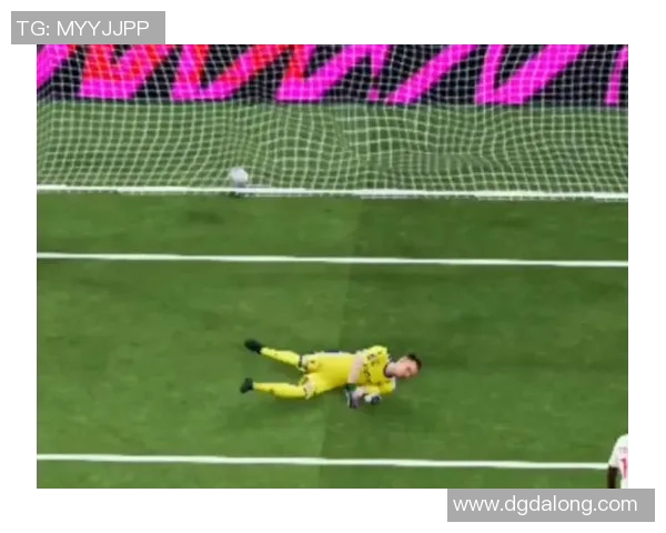 足球明星因场外争执引发暴力打架事件引发热议与关注的照片合集